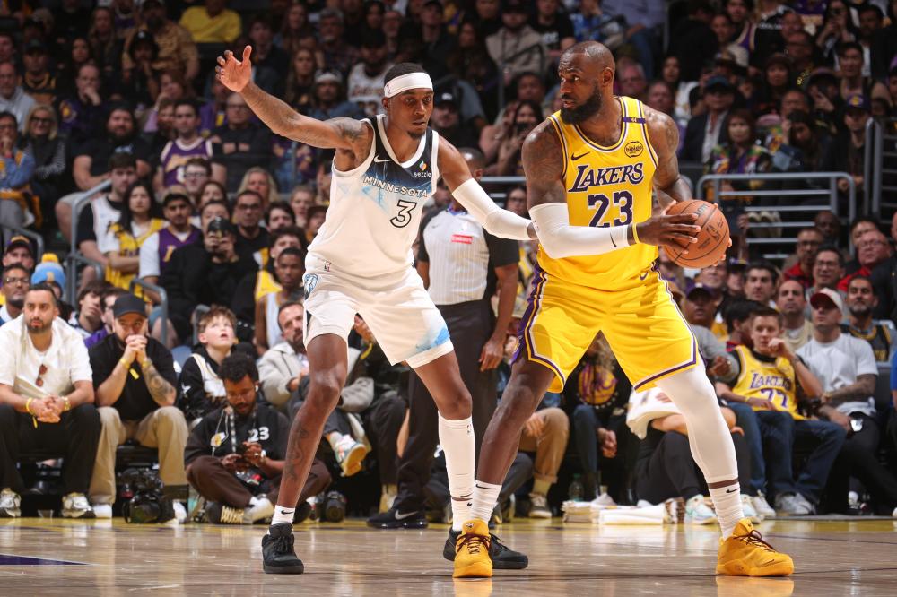 在逆境中难 在逆境中难