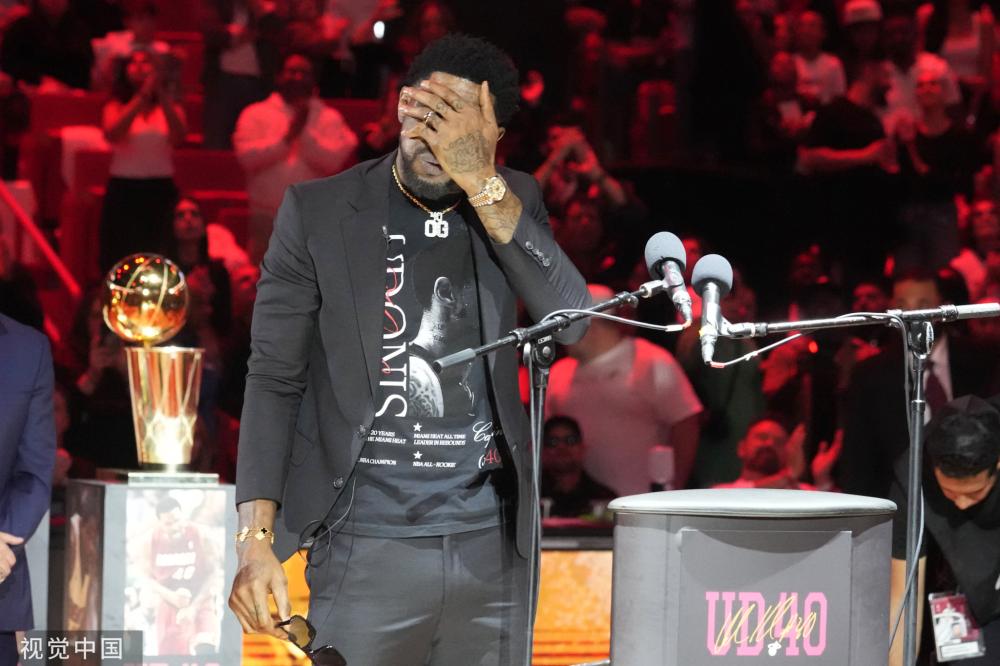 也透露出球 也透露出球