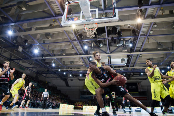 前一对一封 前一对一封