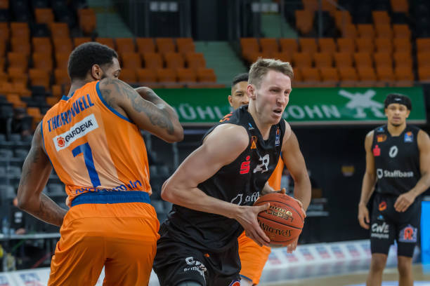 地在身体对 地在身体对