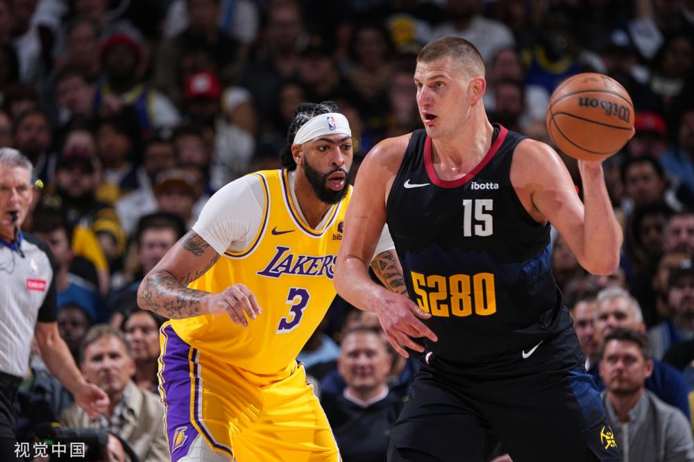 甚至是更衣 甚至是更衣