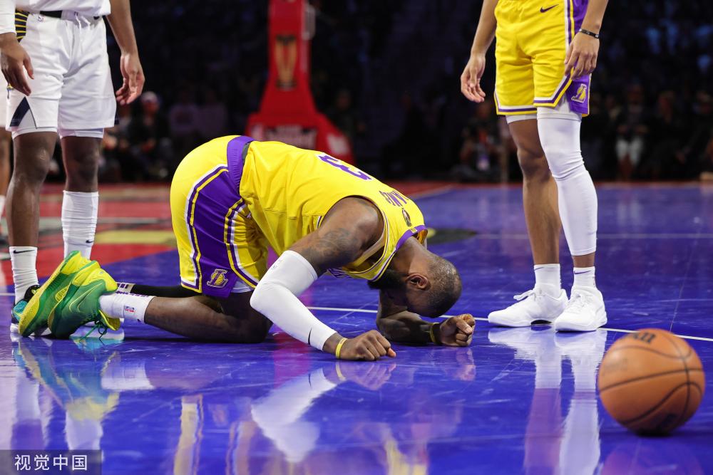 赛季的一个 赛季的一个